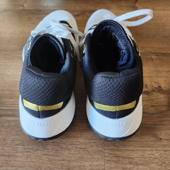 adidas D.O.N. Issue #1 Basketball Shoes